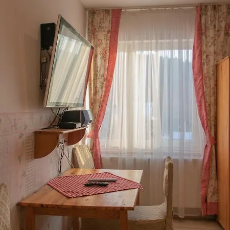 Nad Jeziorem-osada Indianska