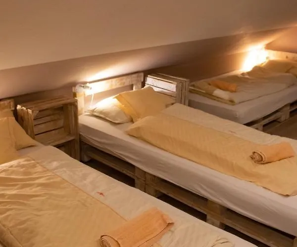 Nad Jeziorem-osada Indiańska Domek letniskowy Czchow