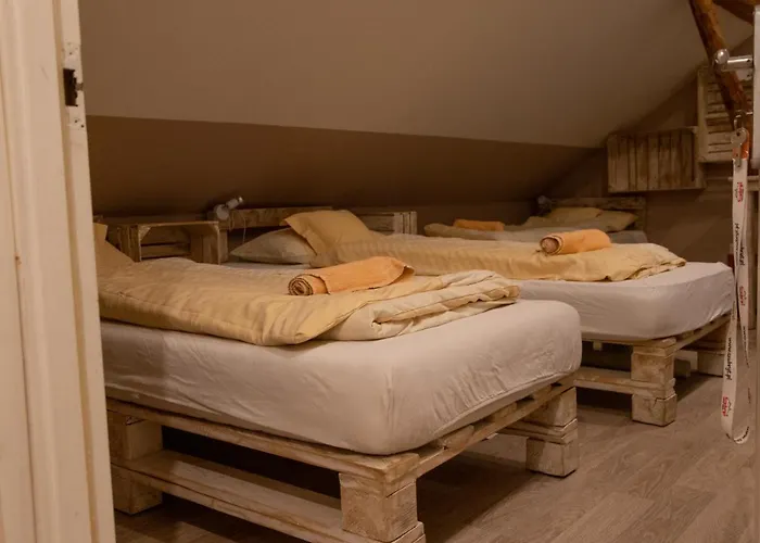 Nad Jeziorem-osada Indiańska Domek letniskowy *